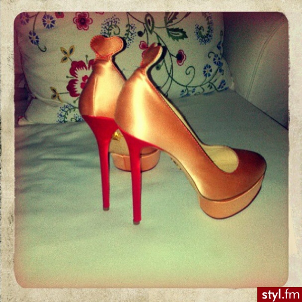 Szpilki Buty Moda