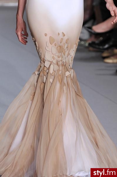 Sukienki Moda