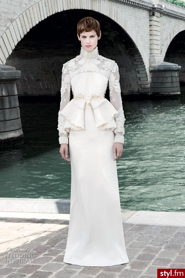 Sukienki Moda