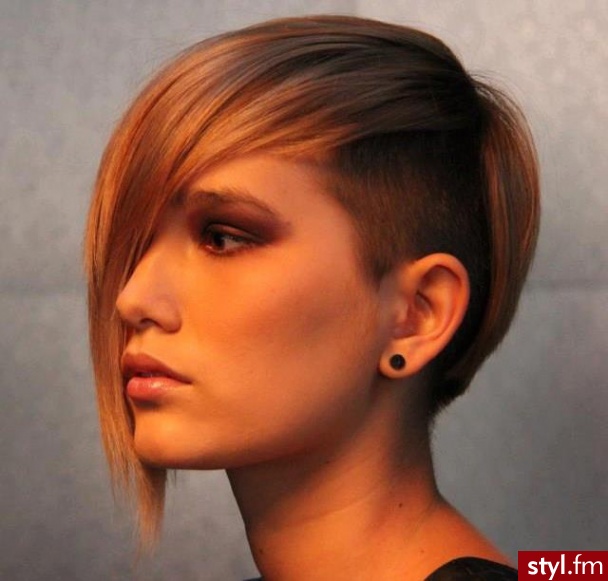 Blond Rozpuszczone Proste z grzywką Na co dzień Krótkie Fryzury