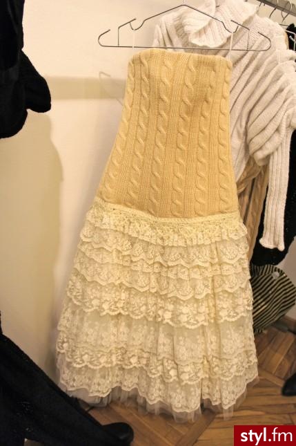 Sukienki Moda