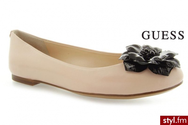 GUESS QUIZLY BALLERINA LEATHER ROSE - Balerinki Buty Moda