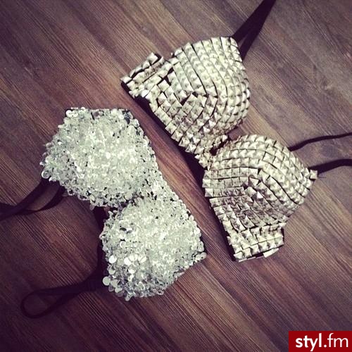 Biustonosze Bielizna Moda
