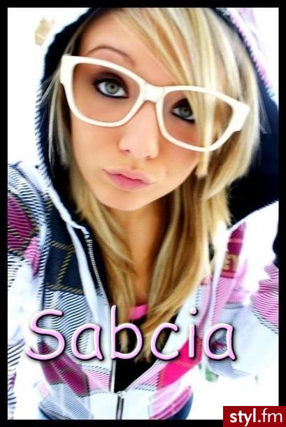 blond. okularki xd - Średnie Fryzury