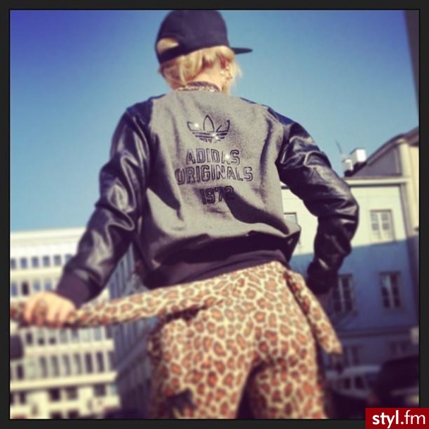 Kurtki Okrycia Moda