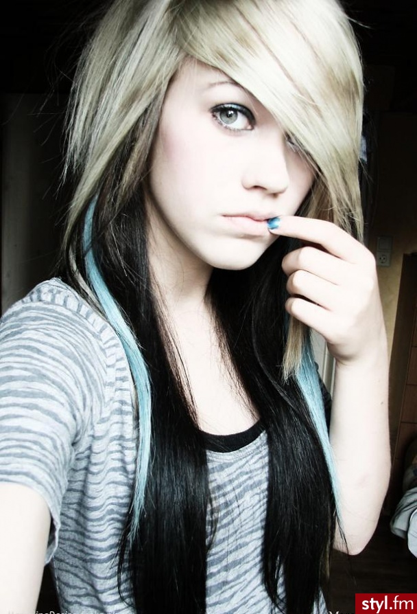 EMO Alternatywne Średnie Fryzury