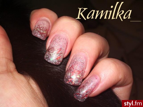 Autor: onaaa czerwone kreseczki. Autor: <b>onaaa</b><br /> - Paznokcie