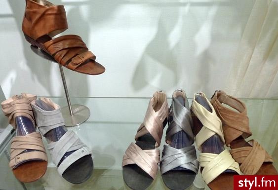 Pozostałe Buty Moda