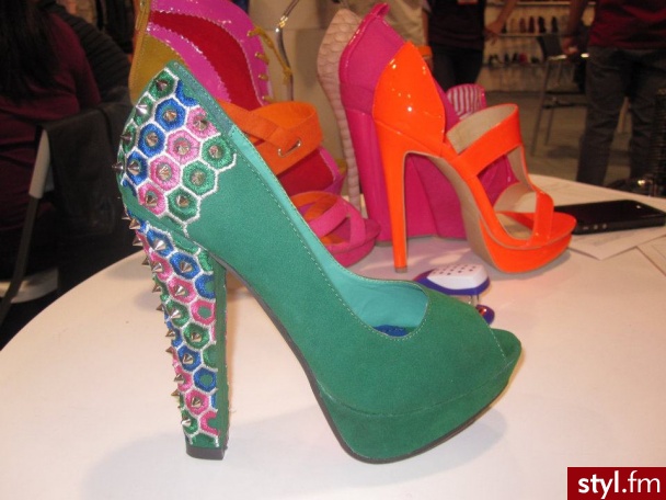 Czółenka Buty Moda