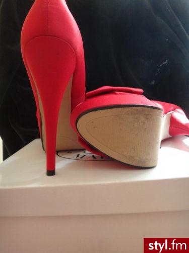 Szpilki Buty Moda
