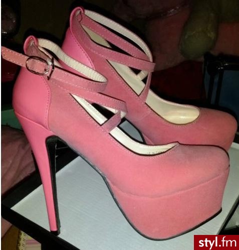Pozostałe Buty Moda