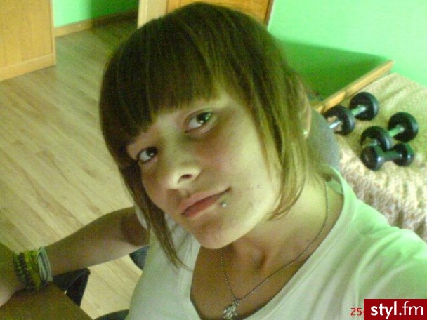 Średnie Fryzury