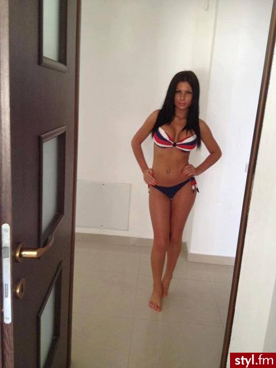 Cerasela Andreea Rizescu - Na plażę Bielizna Moda