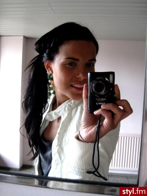 Średnie Fryzury