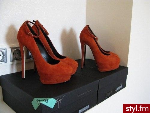Szpilki Buty Moda