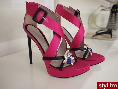 Sandały Buty Moda