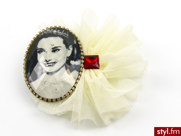 Iloko BROSzKA TIULOWA AUDREY ECRU - Broszki Biżuteria Moda