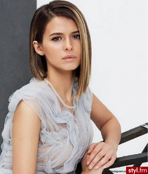 Średnie Fryzury