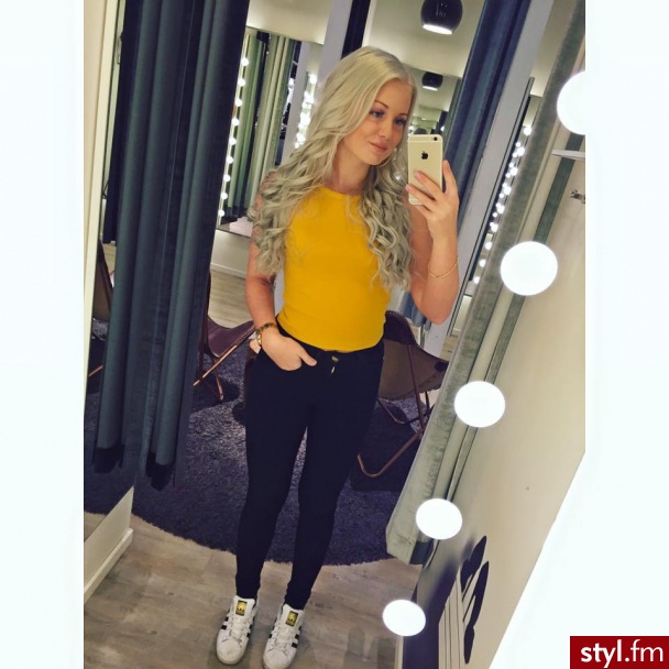 Blond Rozpuszczone Kręcone Na co dzień Długie Fryzury