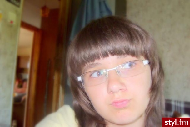 Średnie Fryzury