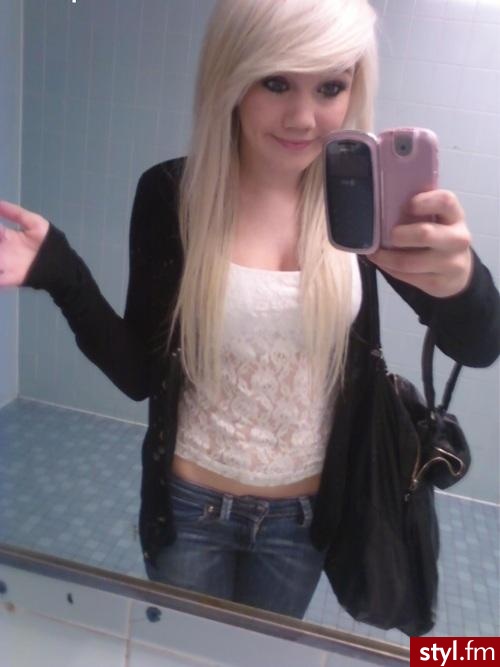 Blond Rozpuszczone Proste z grzywką Na co dzień Długie Fryzury