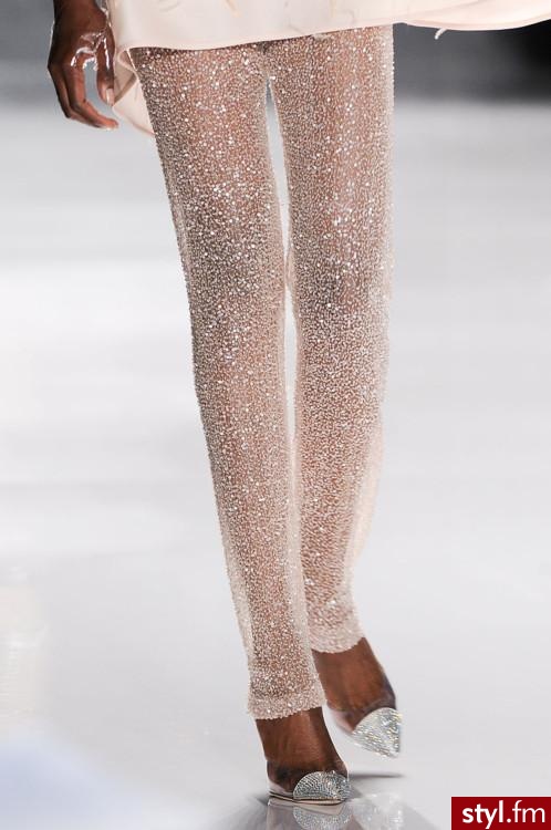 Leginsy Spodnie Moda
