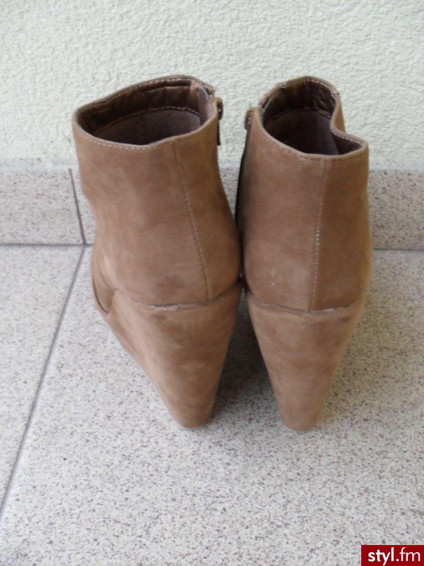 Pozostałe Buty Moda