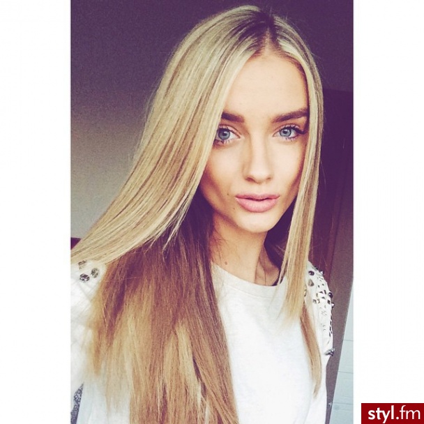 Blond Rozpuszczone Proste Na co dzień Długie Fryzury