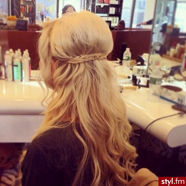 Blond Upięcie Kręcone Na co dzień Długie Fryzury