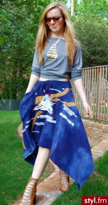 Jeżeli zdjęcie znajduje się już w galerii poproszę o link - Moda uliczna Inne Moda