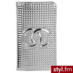 Srebrny portfel od Chanel. - Misz-masz