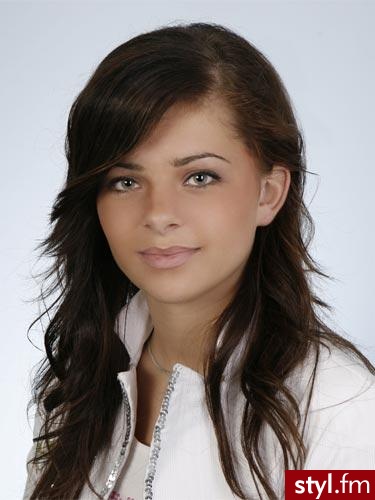 Średnie Fryzury