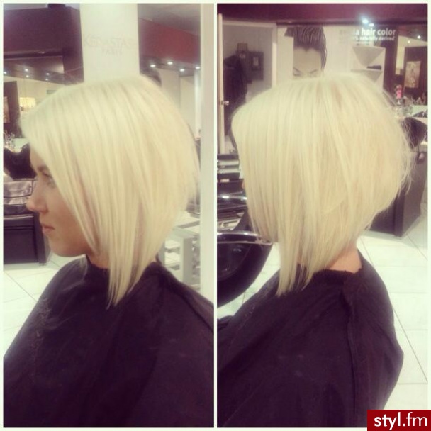Blond Rozpuszczone Proste Na co dzień Średnie Fryzury