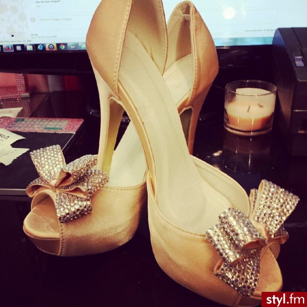 Szpilki Buty Moda