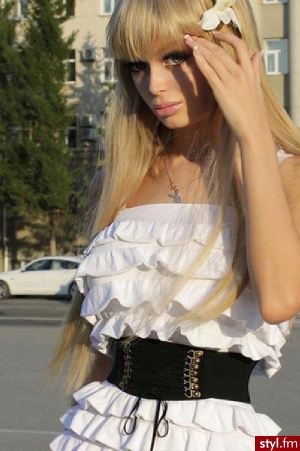 Blond Rozpuszczone Proste z grzywką Na co dzień Długie Fryzury