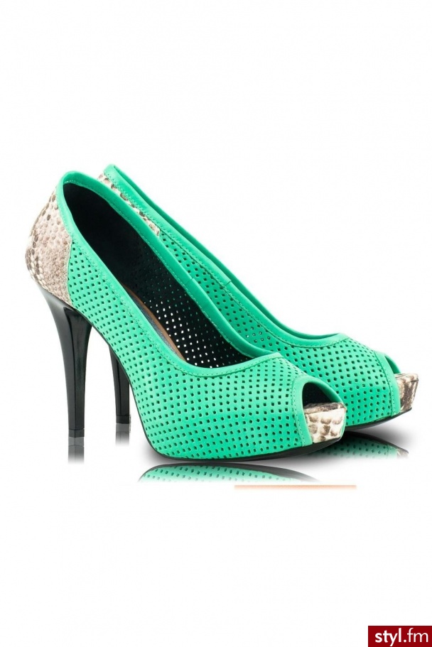 http://skroc.pl/0d4ee - Szpilki Buty Moda
