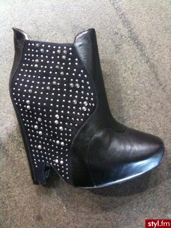 Pozostałe Buty Moda