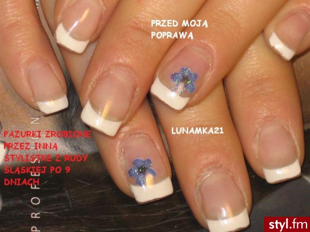 Pierwsza fota opisana.
Druga fota po poprawce pierwszych paznokci. - Paznokcie