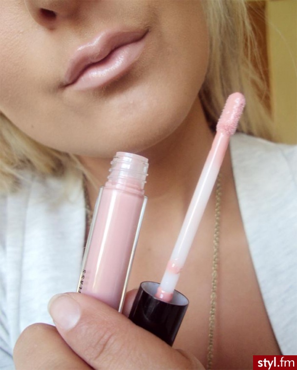 PRO LONG LIPGLASS - MAC - Dzienne Makijaże