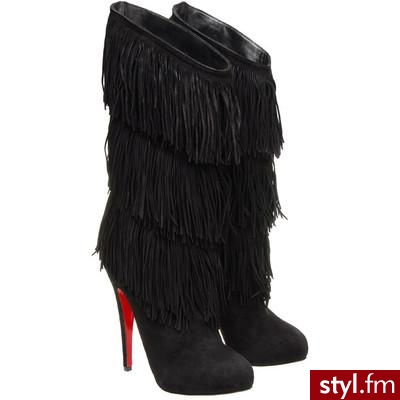 High-fringed boots - Polyvore. Pobrano ze strony: http://www.polyvore.com/cgi/thing?id=21963494 - Pozostałe Buty Moda
