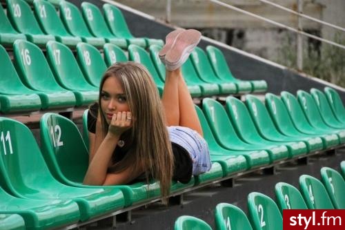Brązowe Rozpuszczone Proste Na co dzień Średnie Fryzury
