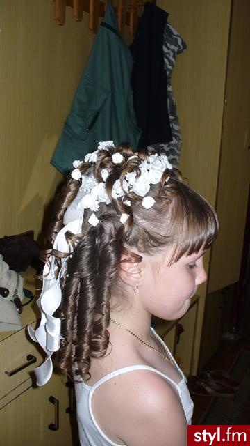  - Wieczorowe Średnie Fryzury
