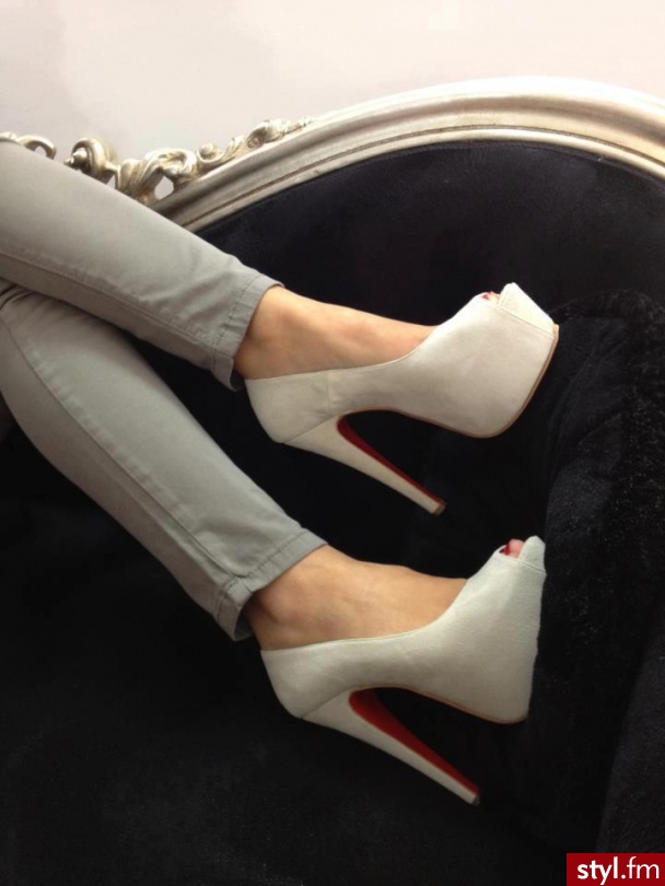Szpilki Buty Moda