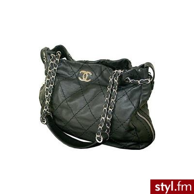 Rakuten - Chanel Chain Bag - Free Shipping; - Polyvore. Pobrano ze strony: http://www.polyvore.com/rakuten_chanel_chain_bag_free/thing?id=16581989 - Pozostałe Torebki Moda