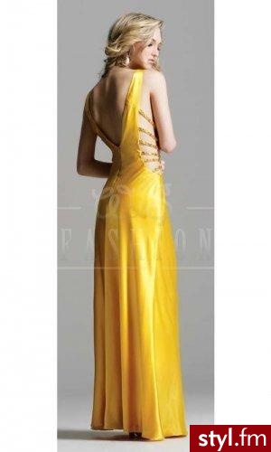 Sukienki Moda