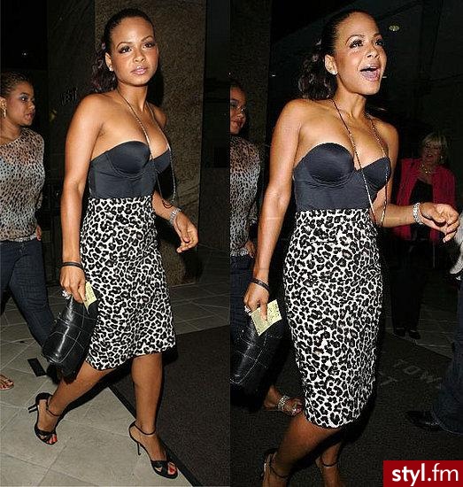 Christina Milian. Dodałam, gdyż podobają mi się gorsetowe sukienki ;) - Moda uliczna Inne Moda