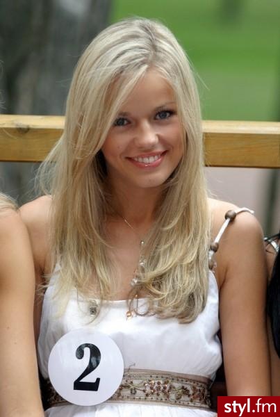 Średnie Fryzury