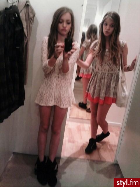 Sukienki Moda