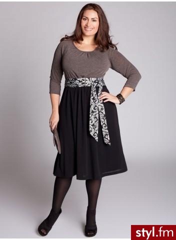 Sukienki Moda