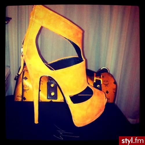 Szpilki Buty Moda